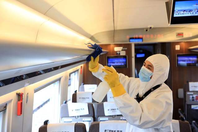 疫情防控下D3078次列车停运，网友热议出行安全与心理健康